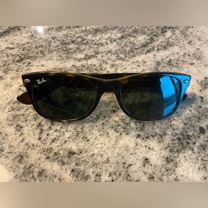 Ray-Ban New Wayfarer Sunglasses